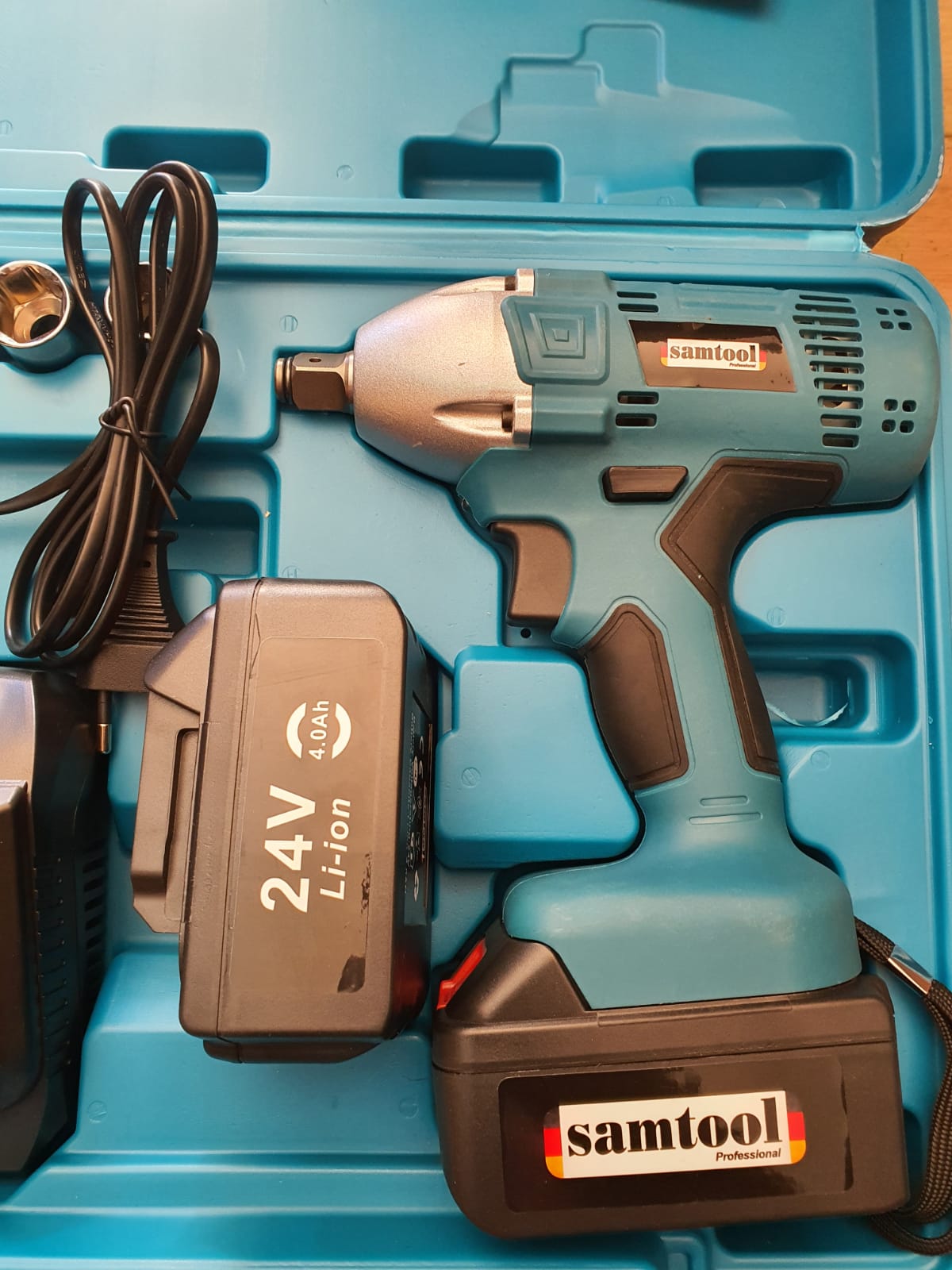 24V With 2 battery and charger German brand cordless impact 1/2" wrench